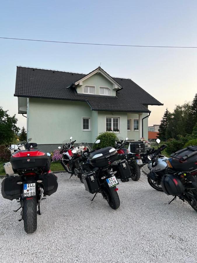 Apartman M. Rados Kupres  Buitenkant foto