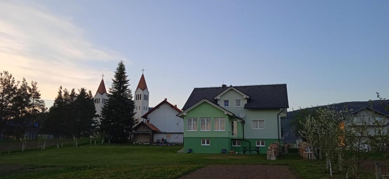 Apartman M. Rados Kupres  Buitenkant foto