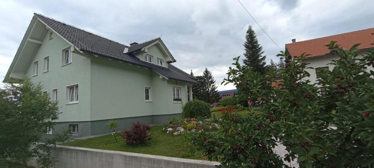Apartman M. Rados Kupres  Buitenkant foto