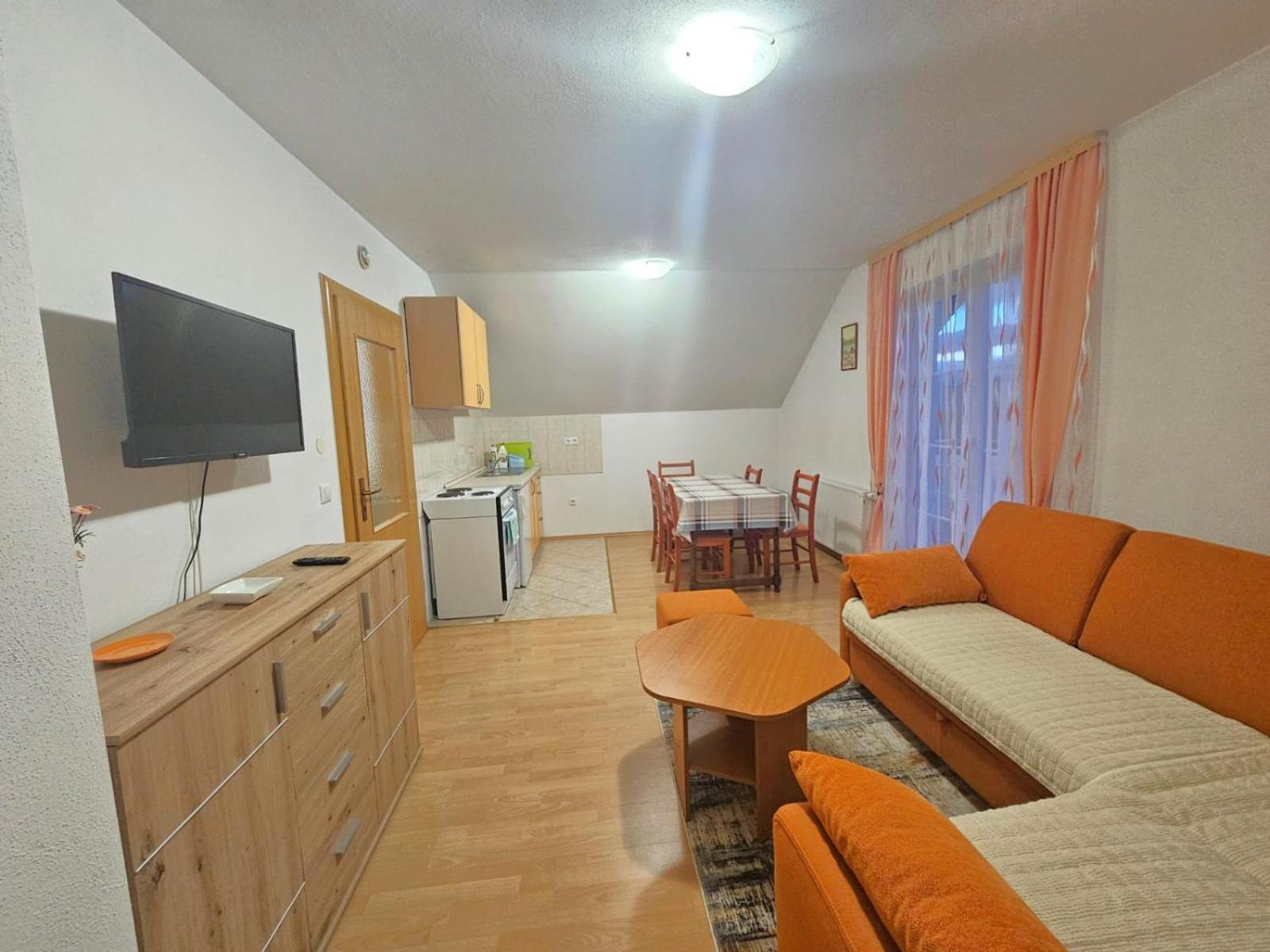 Apartman M. Rados Kupres  Buitenkant foto