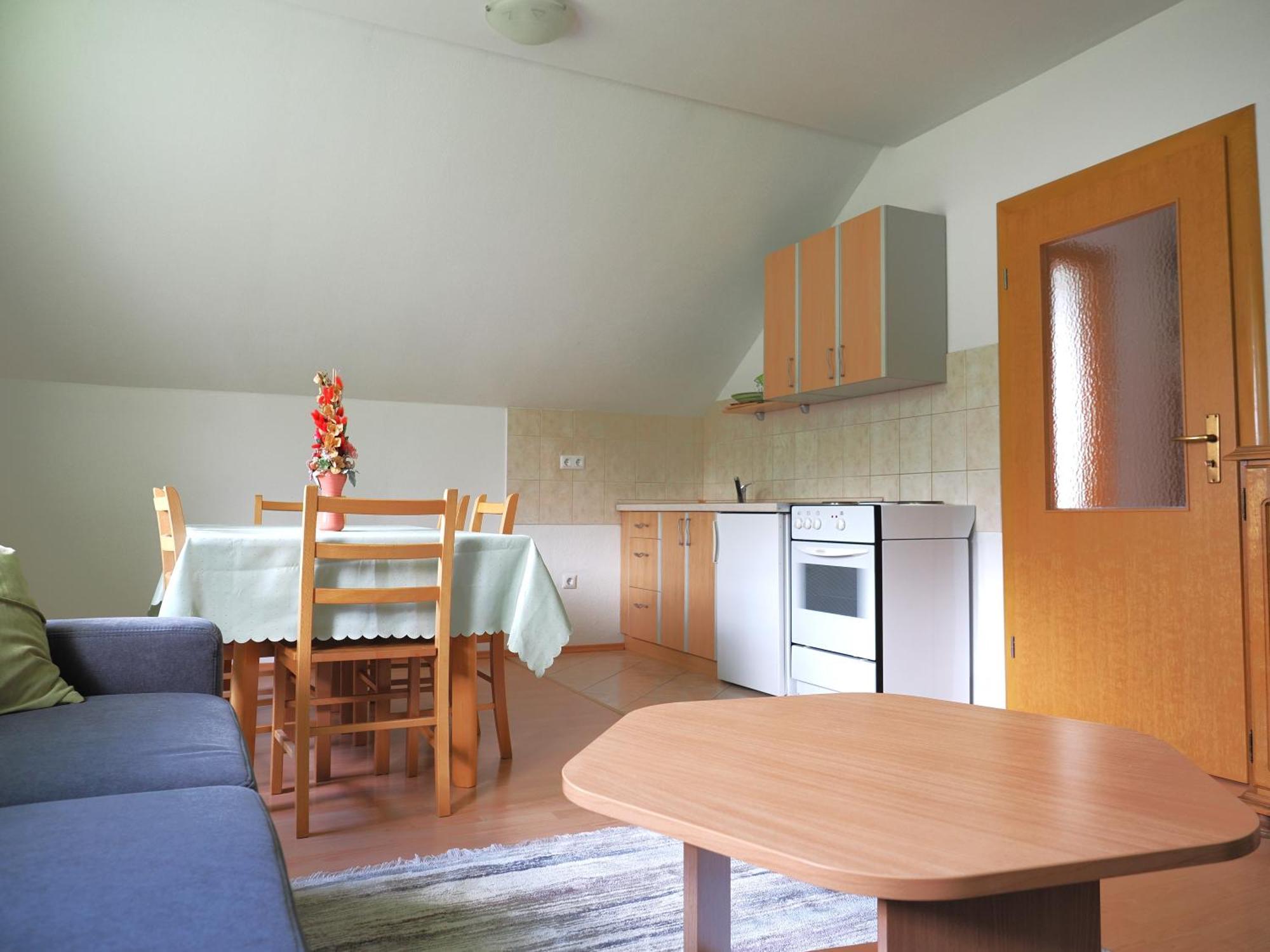 Apartman M. Rados Kupres  Buitenkant foto