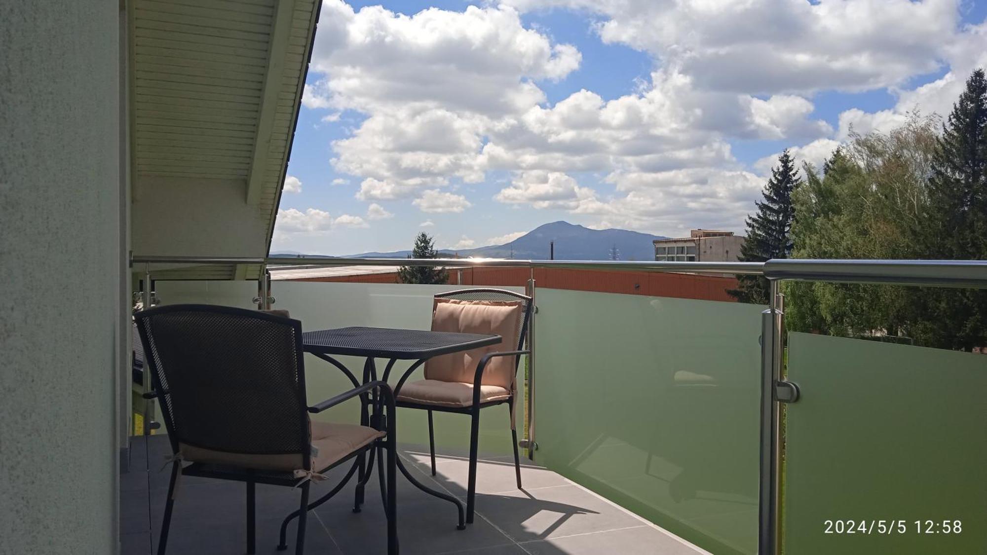 Apartman M. Rados Kupres  Buitenkant foto